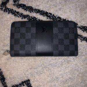 Checkered wallet